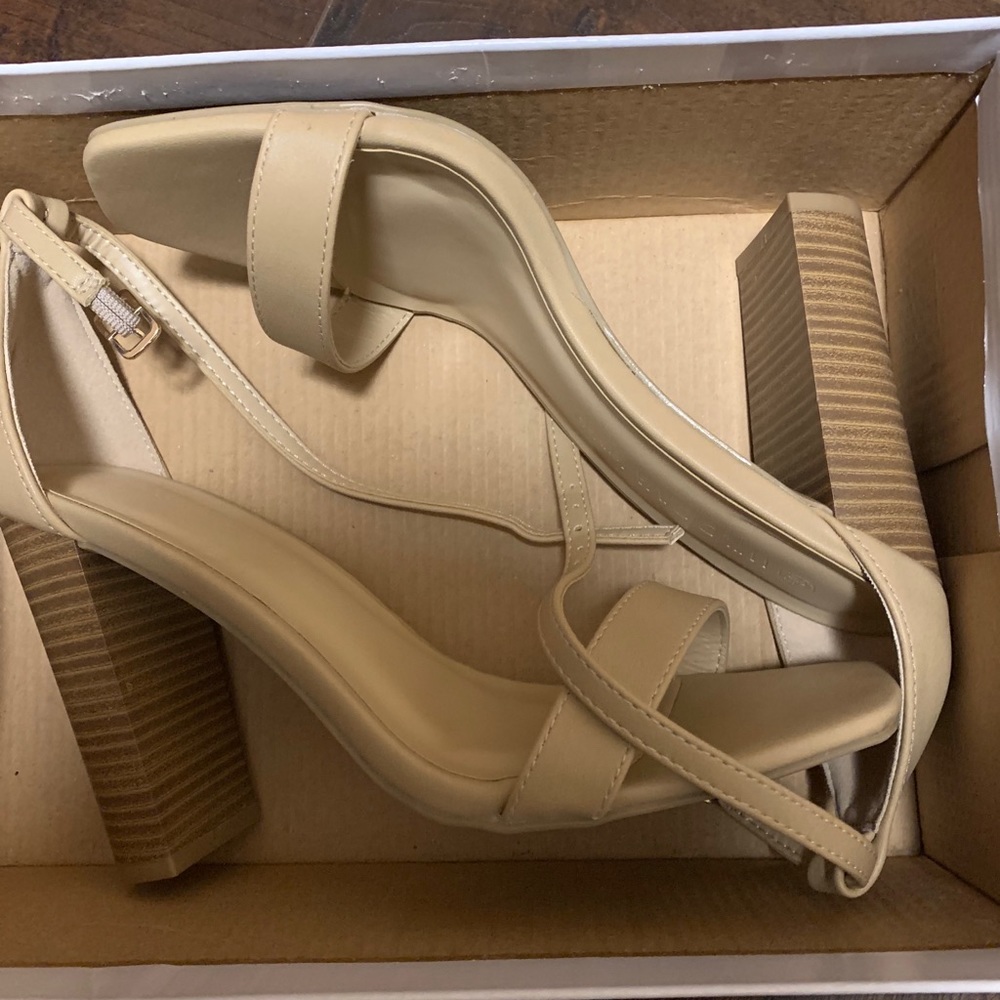 Taupe heels
